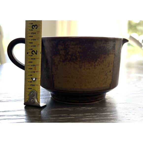 Iron Mountain Stoneware Pottery Roan Creamer Brown, Small Chip On Bottom See Pic - Picture 9 of 11